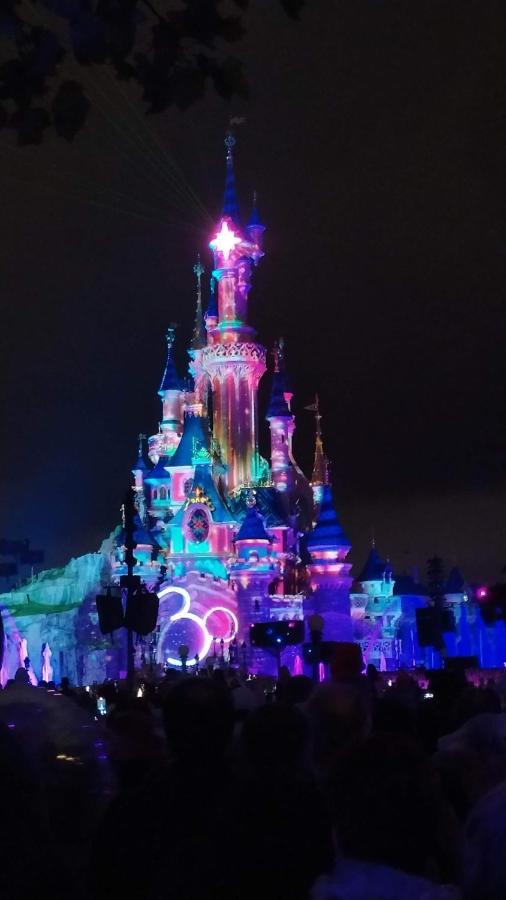 L'Essentiel, Proche De Disneyland Paris 2 Chambres Et 2 Sdb Chessy  Esterno foto